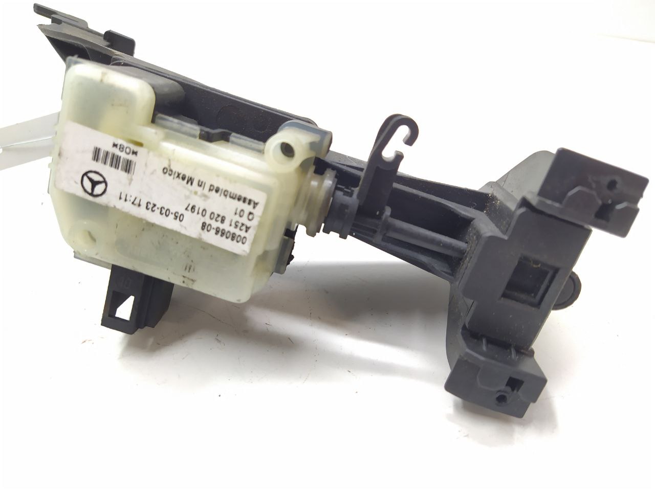 Mercedes ML W164 ML W164 2 поколение (2005-2008) Активатор замка крышки топливного бака A2518200197, 2518200197  017604