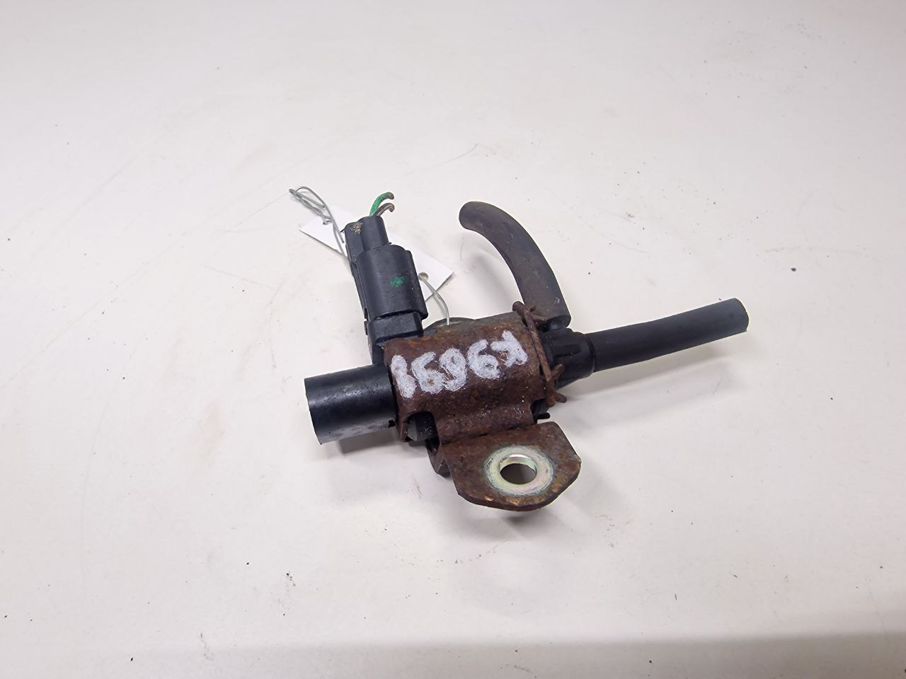 Ford Mondeo Mondeo III 2000 - 2007 Клапан электромагнитный 1S7G9J559  017717