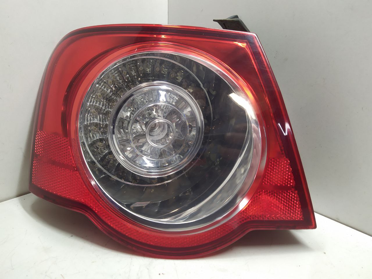Volkswagen Passat Passat B6 (3C) 2005 - 2010 Фонарь задний левый 3C5945095H  017932