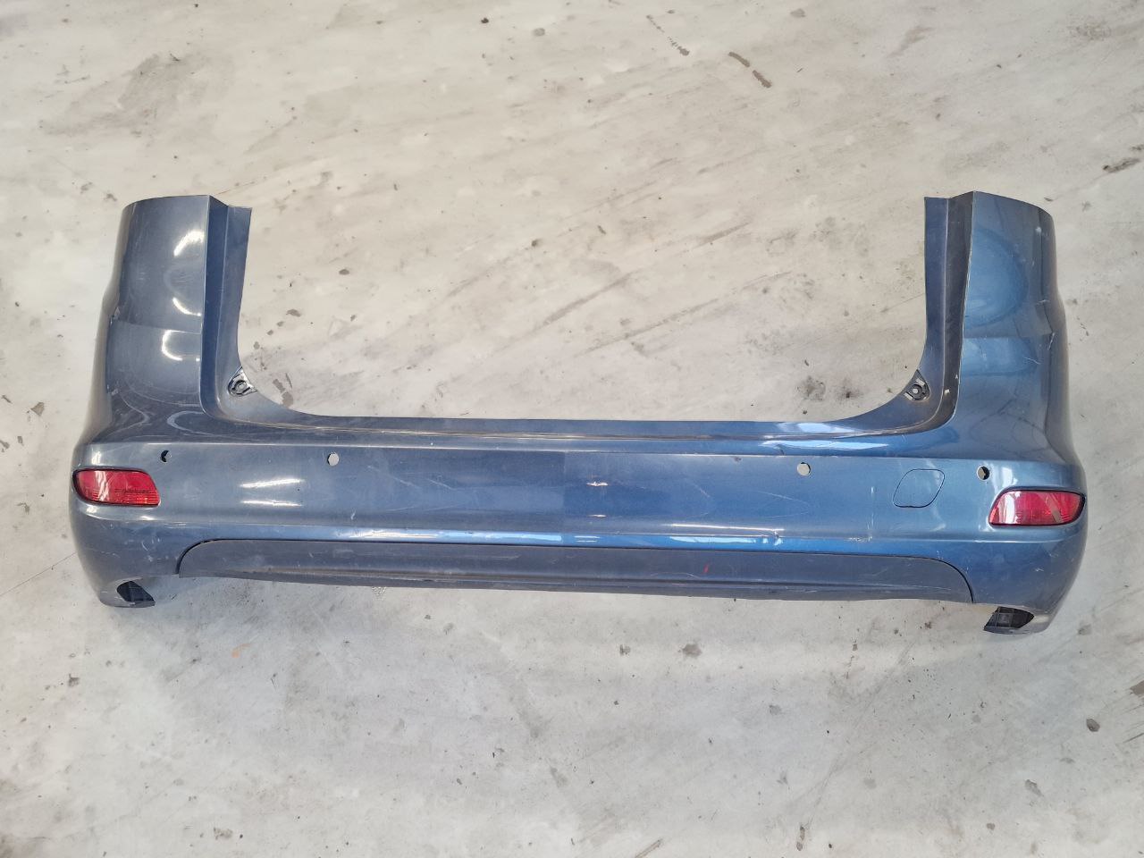 Opel Zafira C (2012-2016) Бампер задний   018324