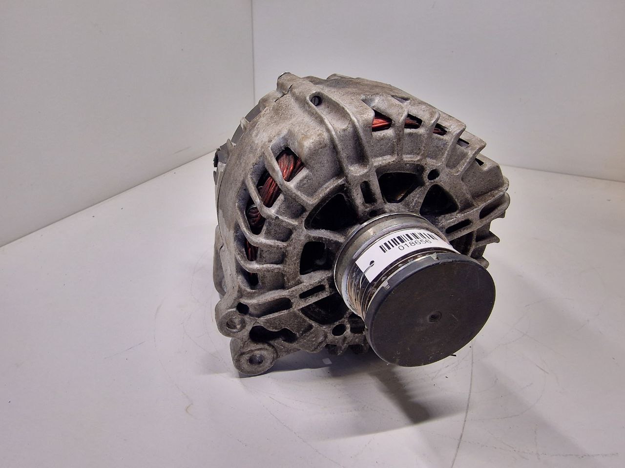 Skoda Octavia Octavia II (1Z) 2004 - 2013 Генератор ALT2163CP,     03G903016B,     03G903016BX,     03G903016E,     03G903016GX,     03H903023E,     03H903023EX,     03L903023K,     03L903023KX,     03L903023LX  018656