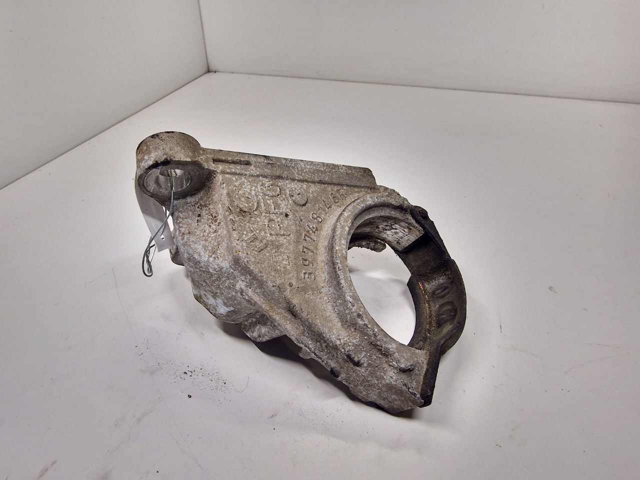 Renault Master Master 3 поколение [рестайлинг] (2014-2024) Кронштейн полуоси 397748146R  018946