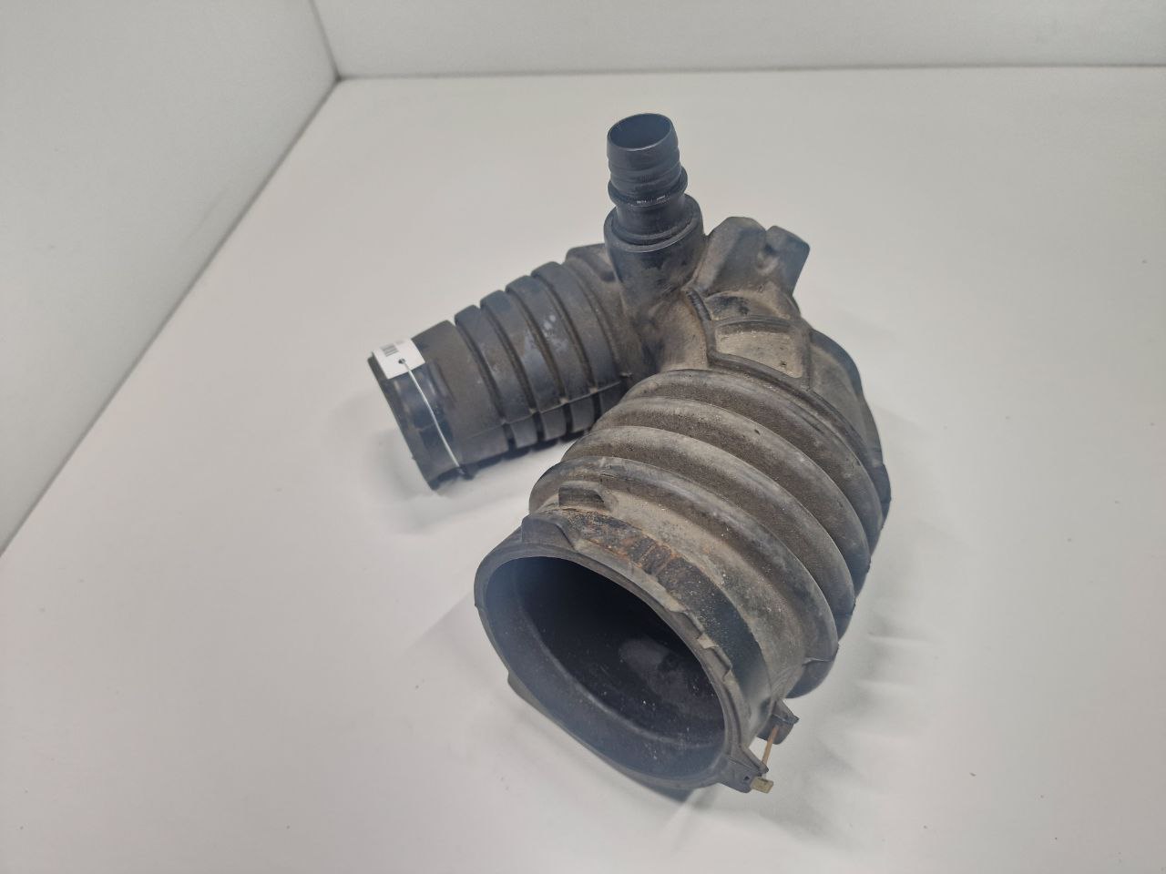 Audi A6 A6 C6 (4F2) 2004 - 2011 Патрубок турбины 4F0129615K  019437