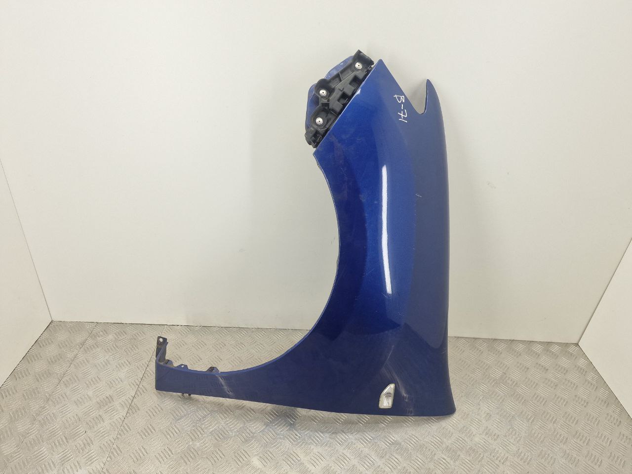 Renault Sandero Sandero Stepway II (5S) 2013 - наст. время Крыло переднее левое   019881