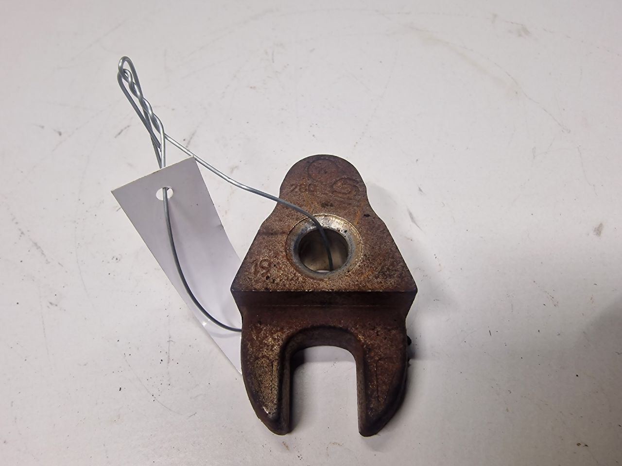 Peugeot 308 308 2007 - 2019 Скоба (кронштейн) крепления форсунки   020249