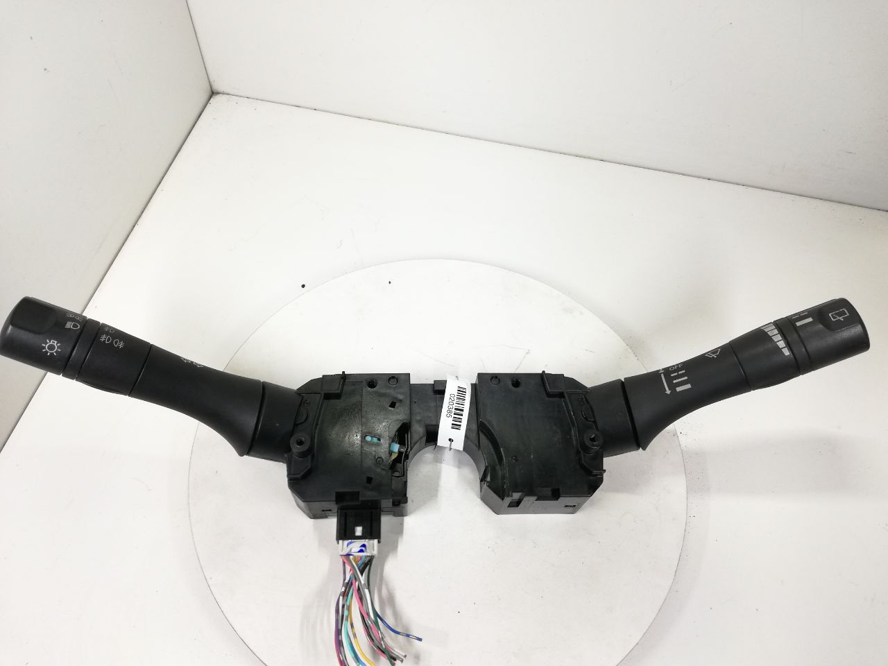 Nissan Juke Juke 1 поколение 2010 - 2014 Переключатель подрулевой (стрекоза) MILES14A01, 14A01  020385