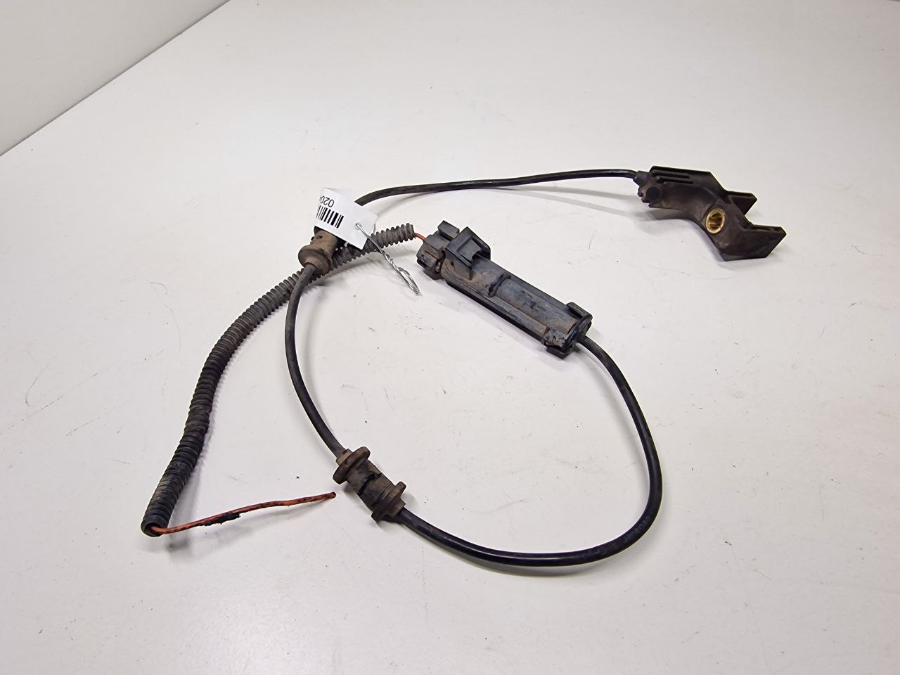 Mercedes ML W163 M-klasse (W163) 1997 - 2005 Датчик износа тормозных колодок задний A1635408905  020408