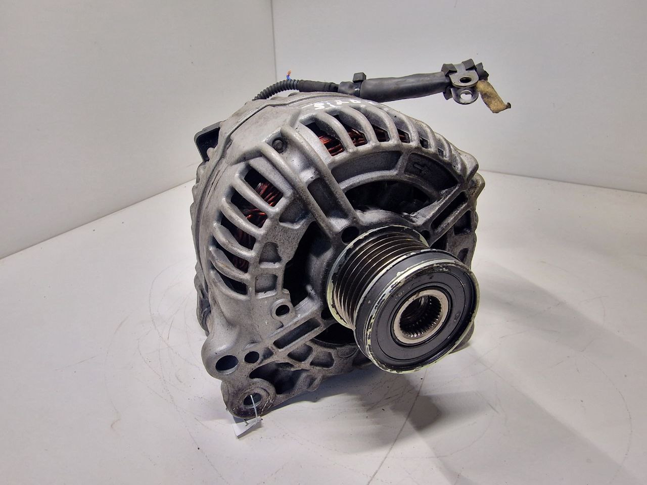 Volkswagen Scirocco 3 поколение (2008-2015) Генератор 03C903023A  020672