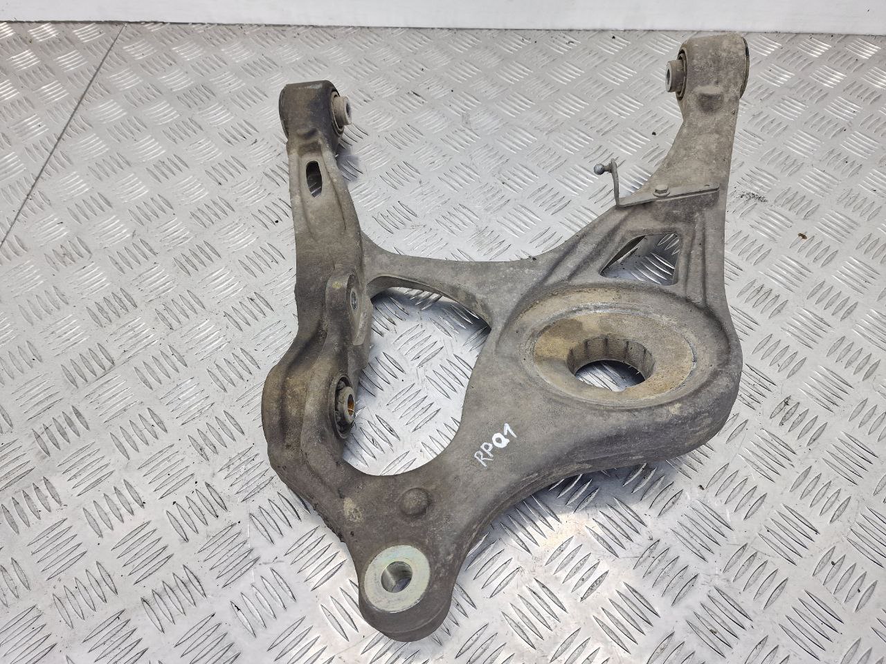 Mercedes ML W164 ML W164 2 поколение (2005-2008) Рычаг задний правый 000060363106  020912