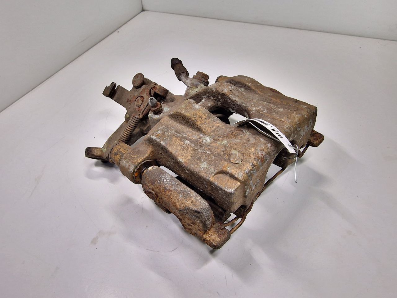 Opel Vectra Vectra C 2002 - 2008 Суппорт задний левый 93172182  021117